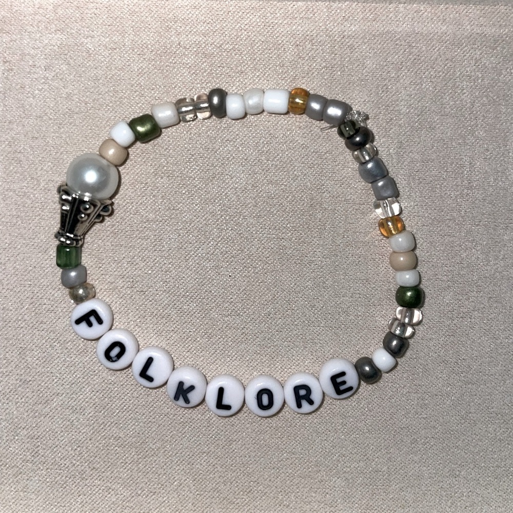 Taylor Swift | Folklore | Homemade Friendship Bracelet